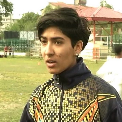 ಕಾಶ್ಮೀರದ ಕಣಿವೆಯಲ್ಲಿ ಮಿಂಚುತ್ತಿರುವ ಫುಟ್ಬಾಲ್ ಆಟಗಾರ್ತಿ, ಕೋಚ್ ನಿದಾ ನಝೀರ್