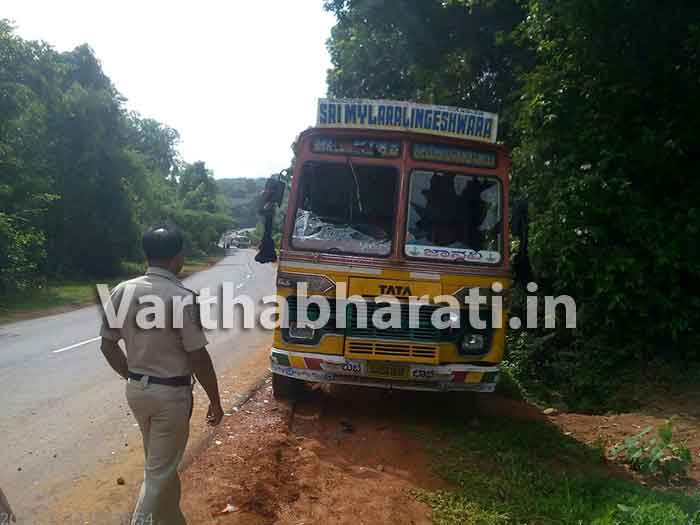 ನೆಲ್ಯಾಡಿ: ಮರಳು ಲಾರಿಯ ರಾದ್ಧಾಂತಕ್ಕೆ ಮಹಿಳೆ ಬಲಿ