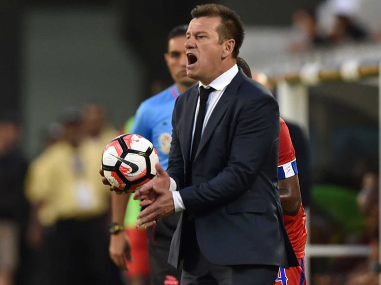 ಬ್ರೆಝಿಲ್ ಫುಟ್ಬಾಲ್ ಕೋಚ್ ಡುಂಗಾ ಉಚ್ಚಾಟನೆ