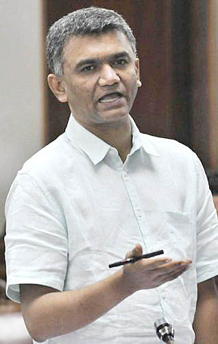 ಬೇವು ಲೇಪಿತ ಯೂರಿಯಾದಿಂದ ರೆತರಿಗೆ ಪ್ರಯೋಜನವಿಲ್ಲ