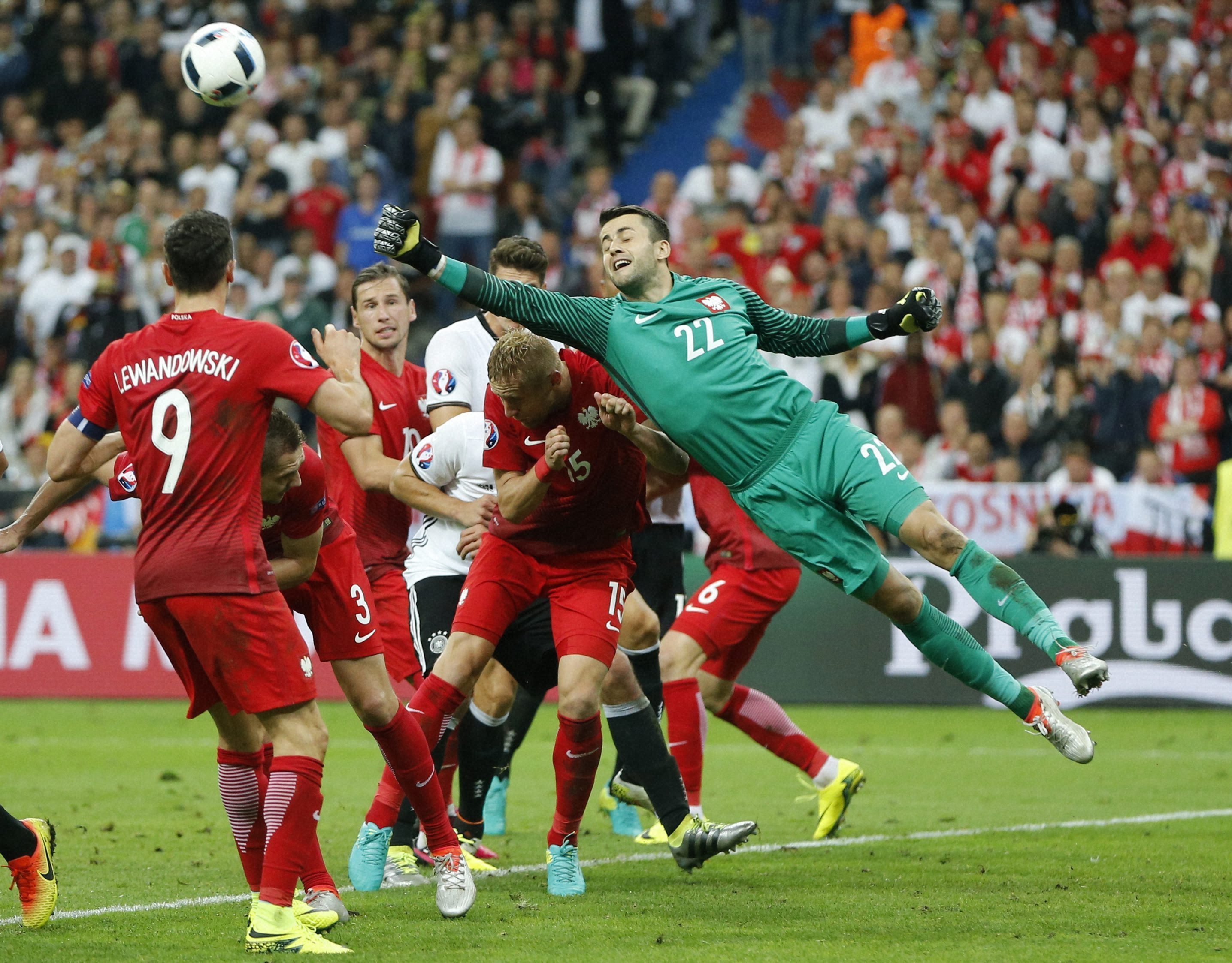 ಜರ್ಮನಿ-ಪೊಲೆಂಡ್ ಪಂದ್ಯ ಗೋಲುರಹಿತ ಡ್ರಾ,ಕೂಟದಿಂದ ಉಕ್ರೇನ್ ಹೊರಕ್ಕೆ