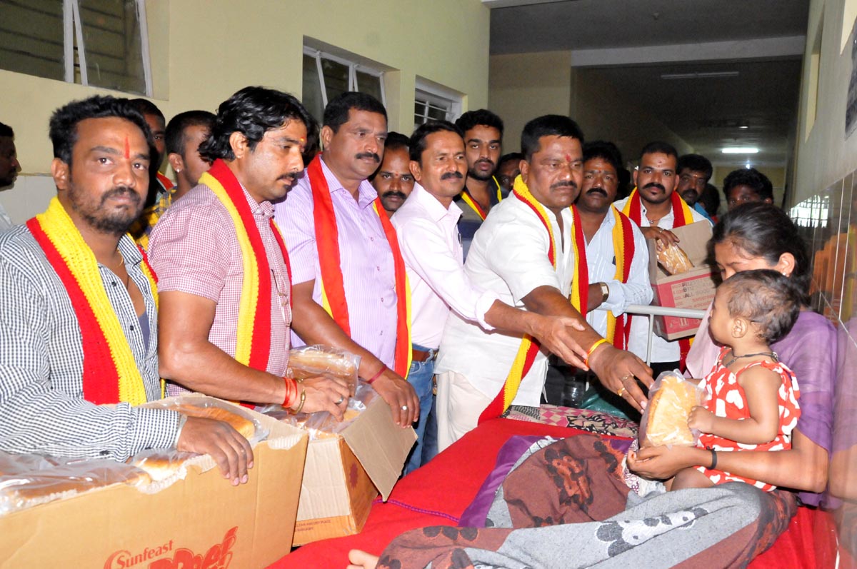 ‘ಹುಟ್ಟುಹಬ್ಬದಂದು ಸಮಾಜಮುಖಿ ಕಾರ್ಯಗಳಲ್ಲಿ ತೊಡಗಬೇಕಾಗಿದೆ: ಪಿ.ಸಿ.ರಾಜೇಗೌಡ