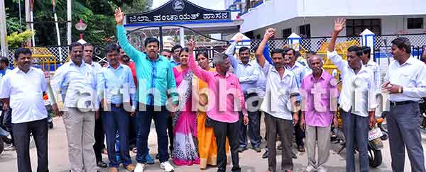 ಹಾಸನ: ಸರಕಾರಿ ನೌಕರರ ಸಾಮೂಹಿಕ ಮುಷ್ಕರ ಯಶಸ್ವಿ