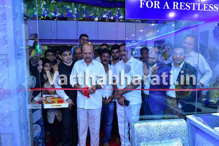 ‘ಸ್ಪ್ರಿಂಗ್‌ಫಿಟ್’ ಶೋ ರೂಂ ಉದ್ಘಾಟನೆ