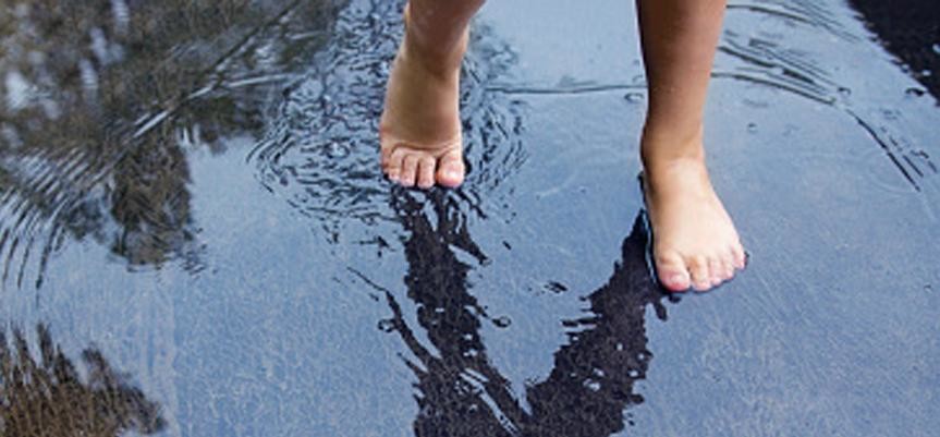 ನಿಮಗೆ ಇದು ಗೊತ್ತೇ?:ಬರೀ ಕಾಲಲ್ಲಿ ನಡೆದರೆ ಸೊಂಟ ನೋವು, ಕಾಲಿನ ನೋವು ಮಾಯ