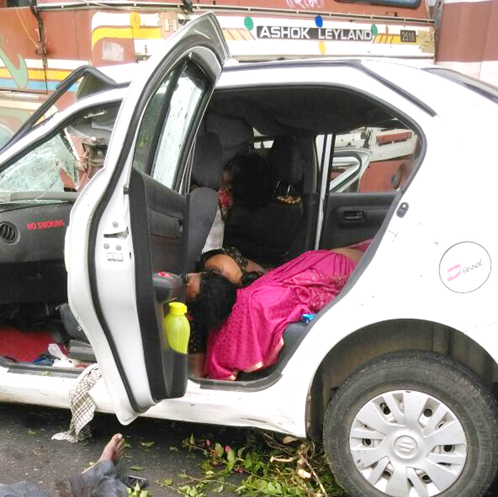 ಒಂದೇ ಕುಟುಂಬದ 6 ಮಂದಿ ಸಾವು