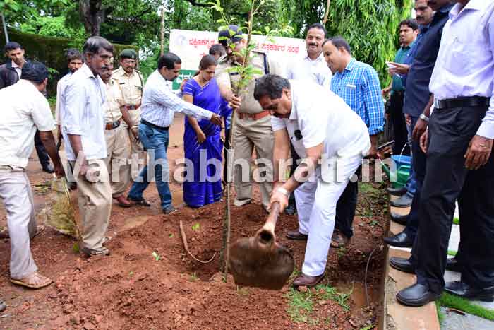 ರಾಜ್ಯದಲ್ಲಿ ಕೆರೆಗಳ ಸಂರಕ್ಷಣೆಗೆ ವಿವಿಧ ಯೋಜನೆಗಳ ಅನುಷ್ಠಾನ: ಸಚಿವ ರಮಾನಾಥ ರೈ