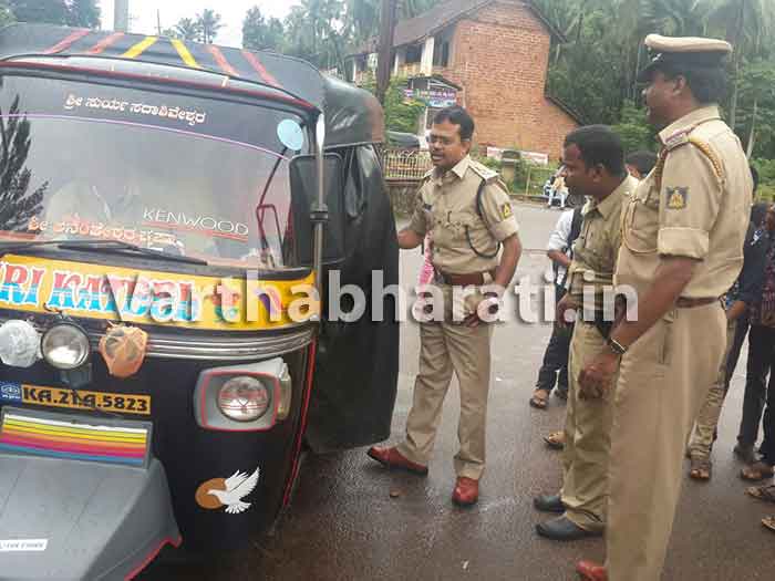 ಬೆಳ್ತಂಗಡಿ: ಪೊಲೀಸರಿಂದ ಶಾಲಾ ವಾಹನಗಳ ತಪಾಸಣೆ
