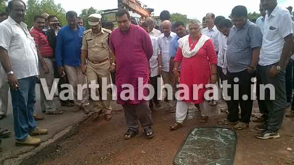 ತ್ರಾಸಿ ದುರಂತದಲ್ಲಿ ಮಡಿದ ಮಕ್ಕಳ ಮನೆಗೆ ಭೇಟಿ ನೀಡಿ ಸಾಂತ್ವನ ಹೇಳಿದ ಸಚಿವ ಪ್ರಮೋದ್ ಮಧ್ವರಾಜ್