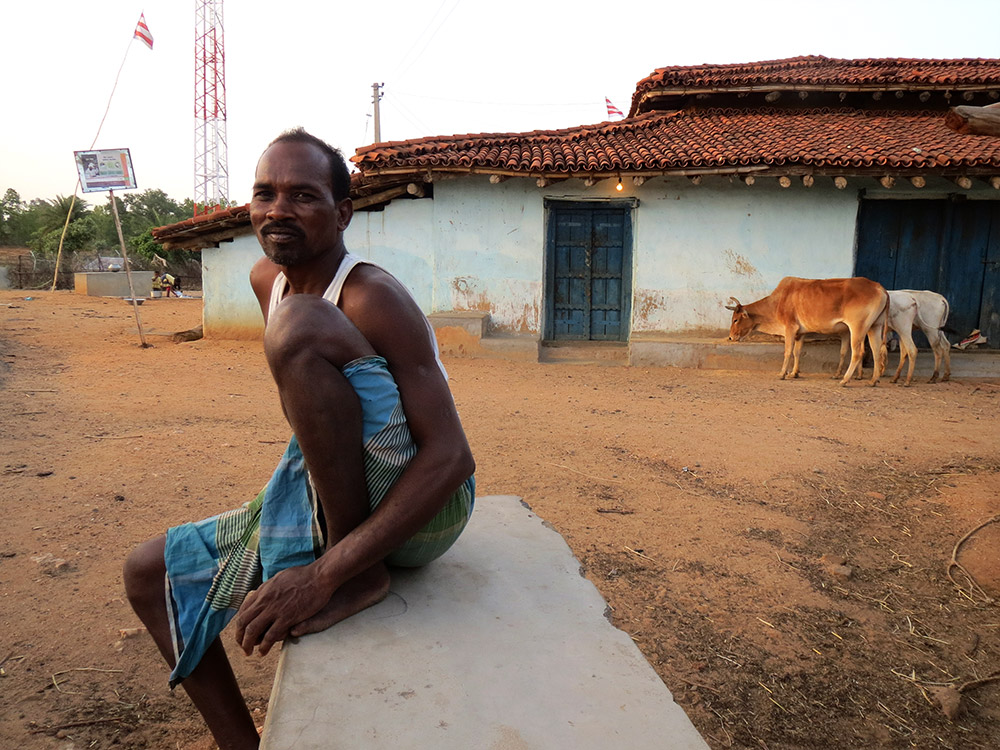 ಮಾರಲು ಬಿಡುತ್ತಿಲ್ಲ... ಬದುಕಿಸಲು ನೀರಿಲ್ಲ...