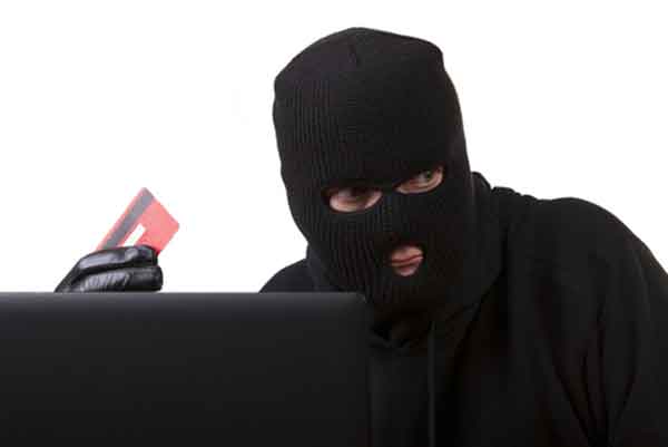 ಎಟಿಎಂ ಕಾರ್ಡ್‌ನ ಸಂಖ್ಯೆ ಪಡೆದು ಲಕ್ಷ ರೂ. ದೋಚಿದ ಖದೀಮರು