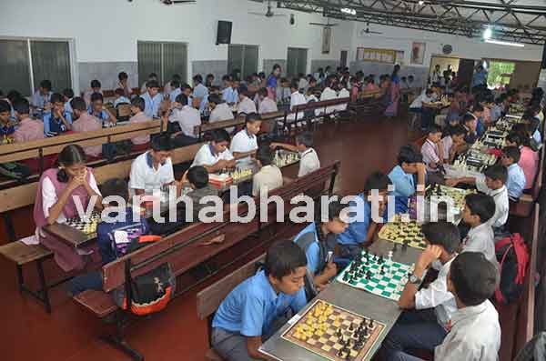 ಸುಳ್ಯ: ಬೆಳ್ಳಾರೆಯಲ್ಲಿ ಅಂತರ್ ಜಿಲ್ಲಾ ಮಟ್ಟದ ಚೆಸ್ ಪಂದ್ಯಾಟ