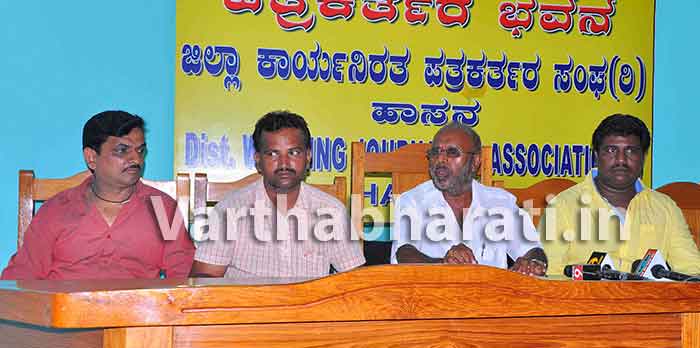 ಜೂ.6ರೊಳಗೆ ಆರ್‌ಟಿಇ ಕಾಯ್ದೆ ಸರಿಪಡಿಸದಿದ್ದರೆ ಬಿಇಓ ಕಚೇರಿಗೆ ಬೀಗ: ಬಾಳ್ಳುಗೋಪಾಲ್ ಎಚ್ಚರಿಕೆ