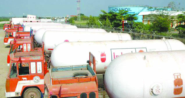 ಅನಿರ್ದಿಷ್ಟಾವಧಿ ಮುಷ್ಕರ ಹಿನ್ನೆಲೆ ಜೂ.6ರಿಂದ ಪೆಟ್ರೋಲ್, ಡೀಸೆಲ್ ಸರಬರಾಜು ಬಂದ್