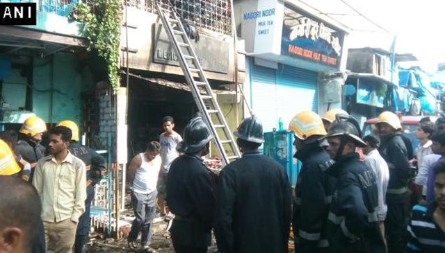 ಮುಂಬೈನ ಮೆಡಿಕಲ್‌ ಸ್ಟೋರ್‌ನಲ್ಲಿ ಅಗ್ನಿ ಆಕಸ್ಮಿಕ ; 8 ಸಾವು