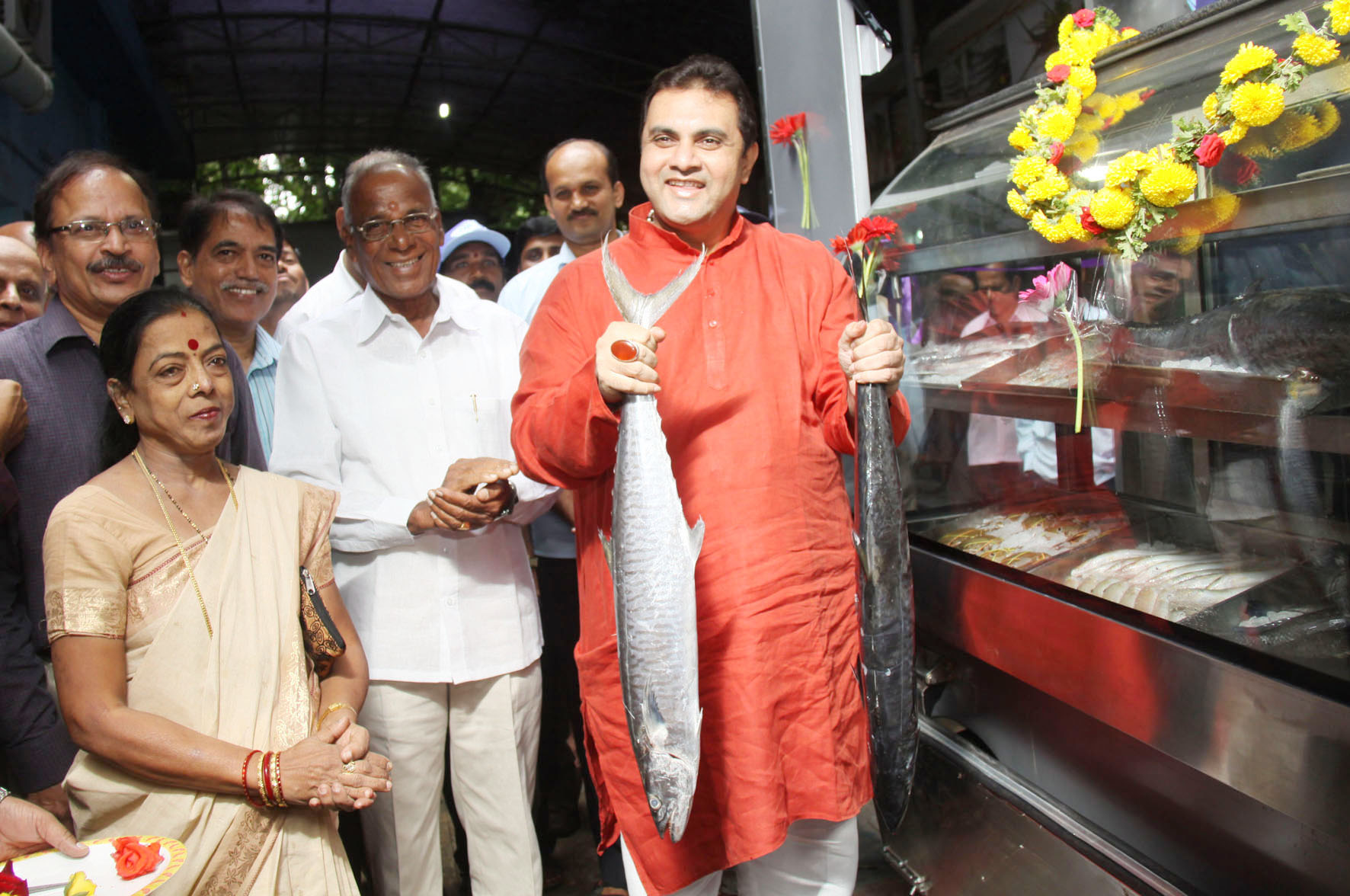 ಸಂಚಾರಿ ಮೀನು ಮಾರಾಟ ವಾಹನಕ್ಕೆ ಸಚಿವ ಮಧ್ವರಾಜ್‌ರಿಂದ ಚಾಲನೆ