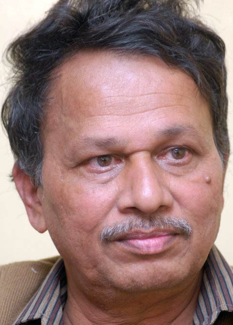 ರಾವ್ ಬಹದ್ದೂರ್ ರಾಯ್ ಕ್ಷಮೆಯಾಚಿಸಲಿ: ಬರಗೂರು ಒತ್ತಾಯ