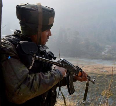 ಭಯೋತ್ಪಾದಕರಿಗೆ ಎಕೆ 56 ಕೊಟ್ಟ ಜಮ್ಮು ಕಾಶ್ಮೀರ ಬಿಜೆಪಿ ನಾಯಕನ ಬಂಧನ