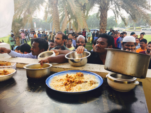 ಈ ಮನೆಯಲ್ಲಿ ಪ್ರತಿದಿನ 4 ಸಾವಿರ ಜನರಿಗೆ ಉಚಿತ ಬಿರಿಯಾನಿ!