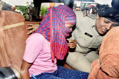 ಜೈಲಲ್ಲಿ ಕೊಳೆಯುತ್ತಿರುವ ಅಪ್ರಾಪ್ತೆ ಬಿಹಾರದ ಟಾಪರ್