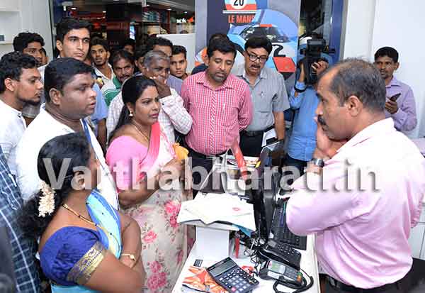 ಮನಪಾದಿಂದ ದಿಢೀರ್ ದಾಳಿ: 2 ಅಂಗಡಿಗಳಿಗೆ ಬೀಗ!