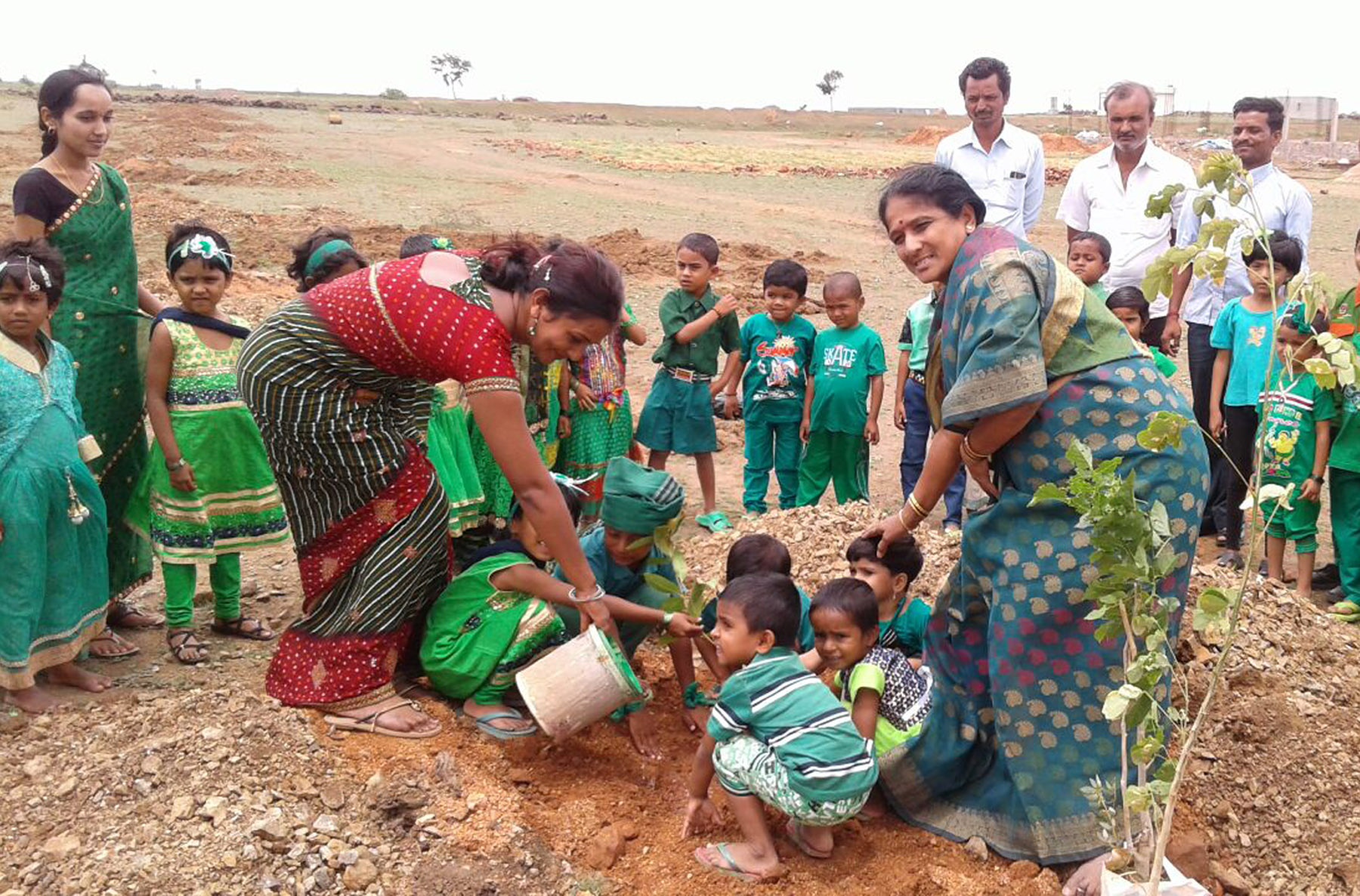 ಮಕ್ಕಳಲ್ಲಿ ಪರಿಸರ ಪ್ರಜ್ಞೆ ಬೆಳೆಸಿ: ಮಂಗಳಾದೇವಿ