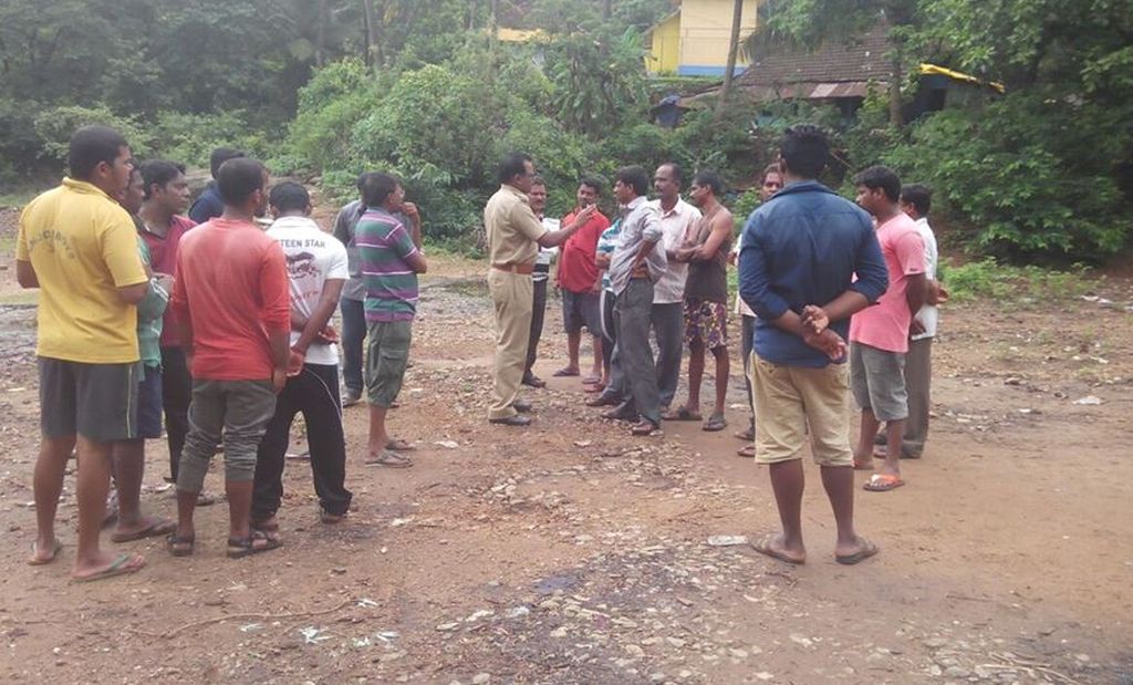 ರಾಸಾಯನಿಕ ಕಾರ್ಖಾನೆಗೆ ಗ್ರಾಮಸ್ಥರ ವಿರೋಧ