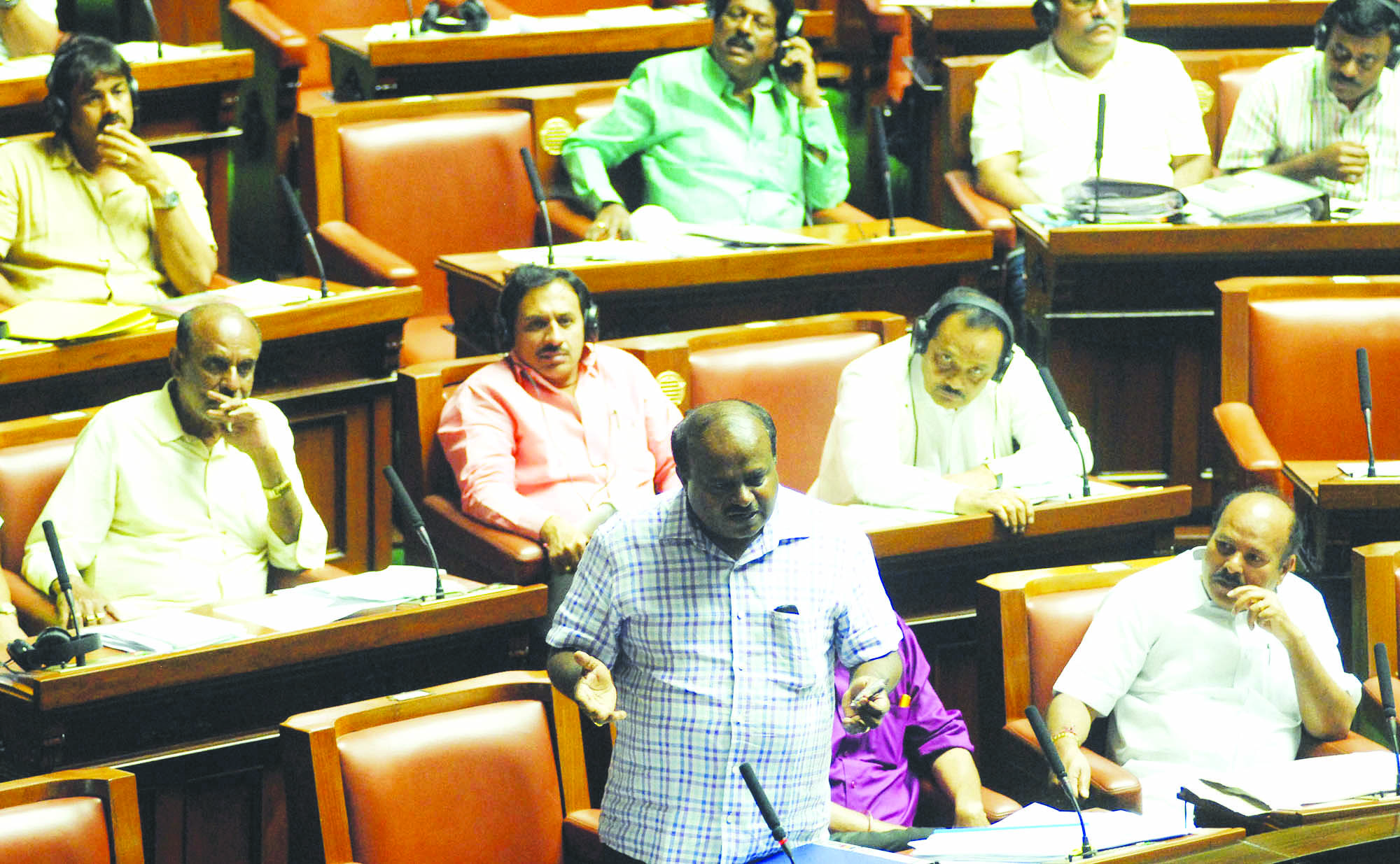 ಮತ್ತಷ್ಟು ಕುಟುಂಬಗಳು ಬಲಿಯಾಗುವ ಮೊದಲು ಎಚ್ಚೆತ್ತುಕೊಳ್ಳಿ: ಎಚ್‌ಡಿಕೆ ಮನವಿ