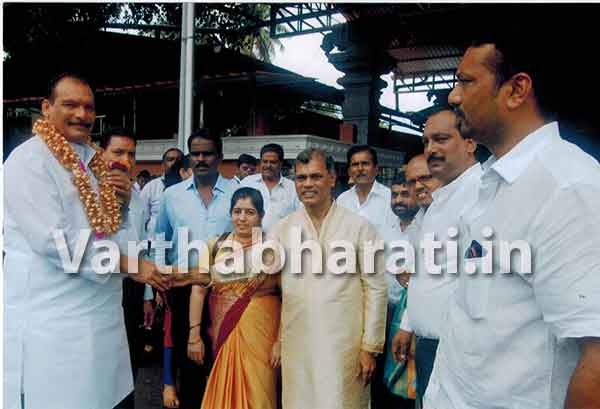 ಮಂಗಳಾದೇವಿ ಕ್ಷೇತ್ರಕ್ಕೆ ಐವನ್ ಡಿಸೋಜ ಭೇಟಿ