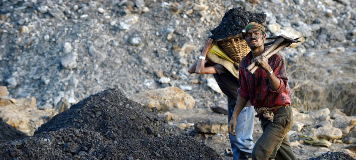 ಕಲ್ಲಿದ್ದಲು ಕಂಪೆನಿಗಳ ದುರಾಸೆ: ಆದಿವಾಸಿ ಹಕ್ಕುಗಳಿಗೆ ಚ್ಯುತಿ