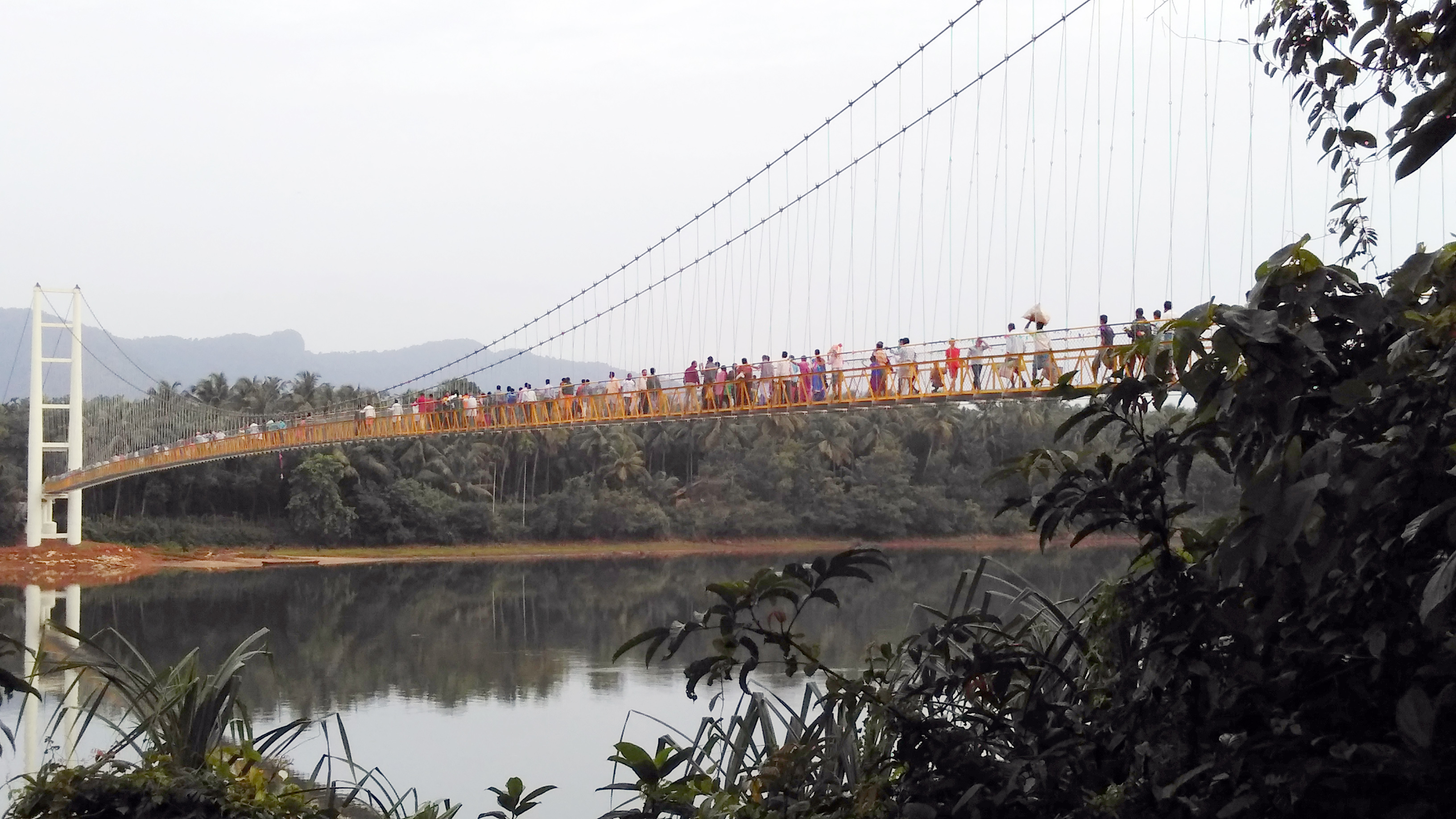 ಶರಾವತಿ ನದಿಗೆ ತೂಗು ಸೇತುವೆ