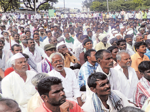 ಕಳಸಾ ಹೋರಾಟಕ್ಕೆ ಕಳೆಯಿತು ವರುಷ... ಇನ್ನೂ ಮೂಡಲಿಲ್ಲ ರೈತರ ಮೊಗದಲ್ಲಿ ಹರುಷ...!!!