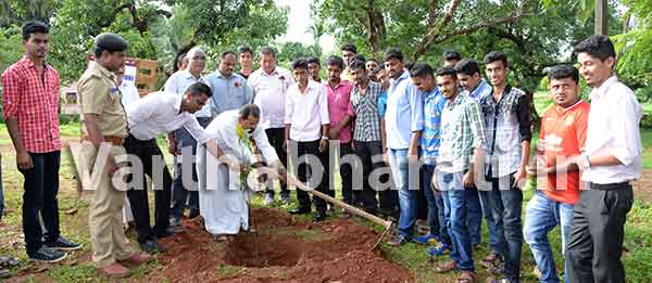 ಐಸಿವೈಎಂನಿಂದ ಆಲಂಗಾರಿನಲ್ಲಿ ಹಸಿರು ಭೂಮಿಗಾಗಿ ನಾವು ನೀವು