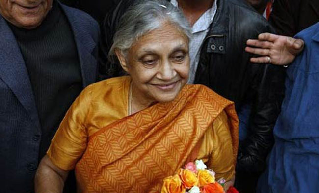 ರೋಡ್ ಶೋ: ಗಾಯಗೊಂಡ ಶೀಲಾ ದೀಕ್ಷಿತ್