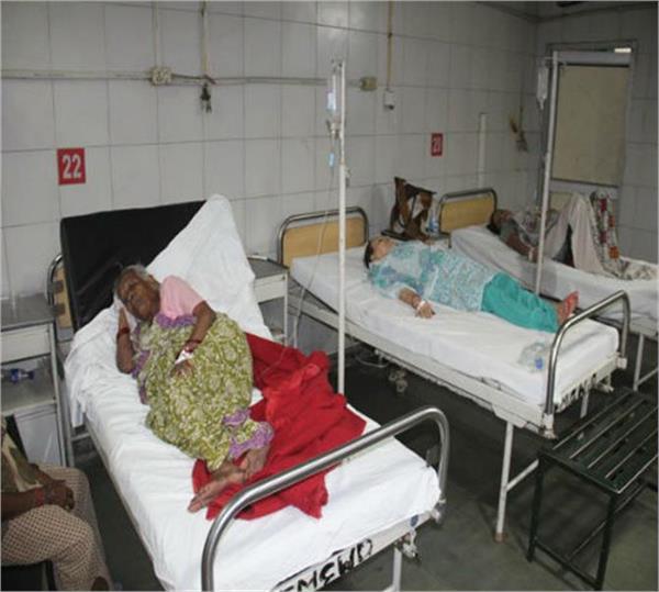 ಉತ್ತರ ಪ್ರದೇಶ :ಪ್ರಸಾದ ಸೇವಿಸಿ ಇಬ್ಬರು ಮಕ್ಕಳು, 21 ಮಹಿಳೆಯರು ಅಸ್ವಸ್ಥ