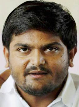 ಬಿಜೆಪಿ ವಿಭಜಿಸಿ ಆಳುವ ಸುಳ್ಳು ಭರವಸೆ ನೀಡುವ ಪಕ್ಷ