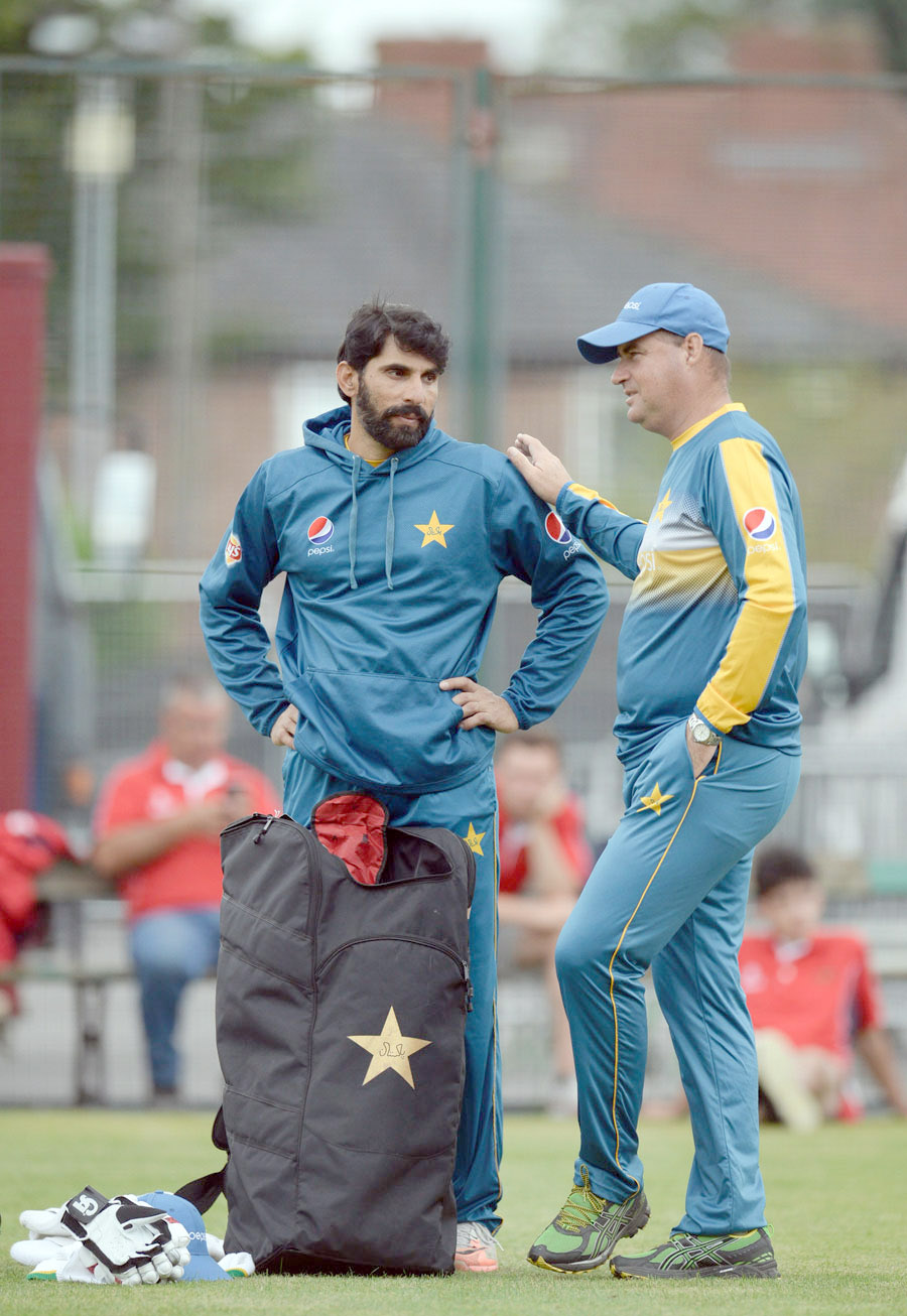 ಇಂಗ್ಲೆಂಡ್‌ಗೆ ಪಾಕ್ ಎದುರಾಳಿ