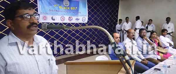 ಭಟ್ಕಳ: ಕರಾಟೆಯಲ್ಲಿ ಸ್ಥಳೀಯ ಪ್ರತಿಭೆಗಳ ಸಾಧನೆಗೆ ಜಿ.ಪಂ.ಅಧ್ಯಕ್ಷೆ ಜಯಶ್ರೀ ಮೊಗೇರ್ ಶ್ಲಾಘನೆ