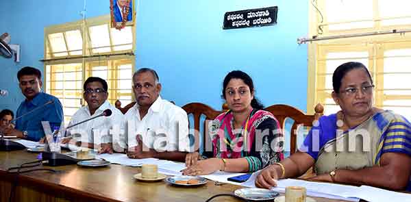 ಬಾಕಿಯಿರುವ ಪಡಿತರ ಅರ್ಜಿಗಳನ್ನು 3 ತಿಂಗಳೊಳಗೆ ವಿಲೇವಾರಿ ಮಾಡಬೇಕು: ಶಾಸಕ ಜೈನ್