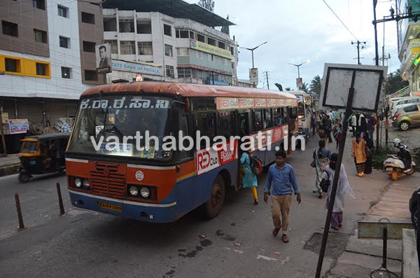 ಮಂಗಳೂರು: ಕೆಎಸ್ಸಾರ್ಟಿಸಿ ಬಸ್ ಕಾರ್ಮಿಕರ ಮುಷ್ಕರ ಅಂತ್ಯ - ಬಸ್ ಸಂಚಾರ ಆರಂಭ