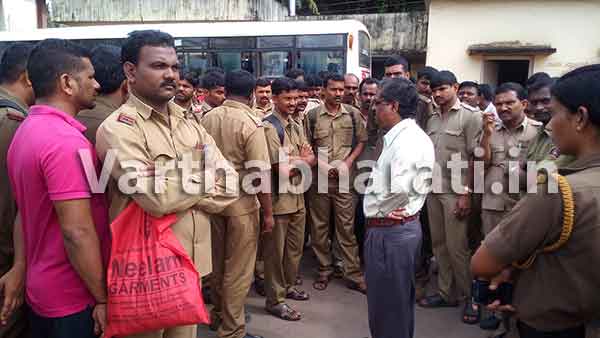 ಪುತ್ತೂರು: ಕೆಎಸ್ಸಾರ್ಟಿಸಿ ಸಿಬ್ಬಂದಿಯಿಂದ ಧರಣಿ