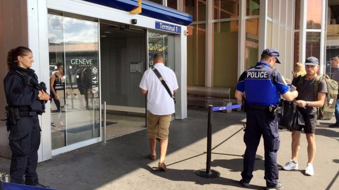 ಗಂಡನನ್ನು ತಡೆಯಲು ವಿಮಾನ ನಿಲ್ದಾಣಕ್ಕೇ ಬಾಂಬ್ ಬೆದರಿಕೆ ಹಾಕಿದಳು!