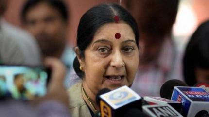 ಸೌದಿಯ ನಿರುದ್ಯೋಗಿ ಭಾರತೀಯರಿಗೆ ಪಡಿತರ ಆಹಾರ : ಭಾರತೀಯ ರಾಯಭಾರಿ ಕಚೇರಿಗೆ ಸುಷ್ಮಾ ಸೂಚನೆ