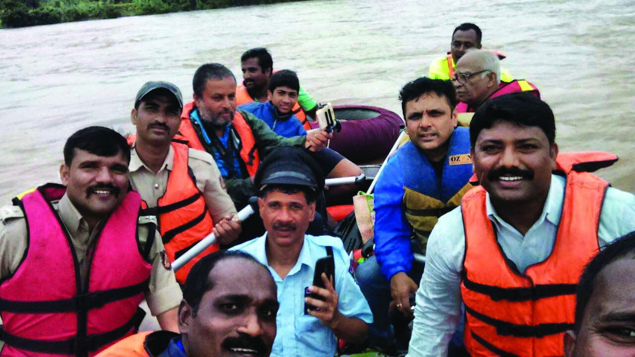 ಶಿವಮೊಗ್ಗ ಎಸ್ಪಿಯಿಂದ ರ್ಯಾಫ್ಟಿಂಗ್ ಸಾಹಸ