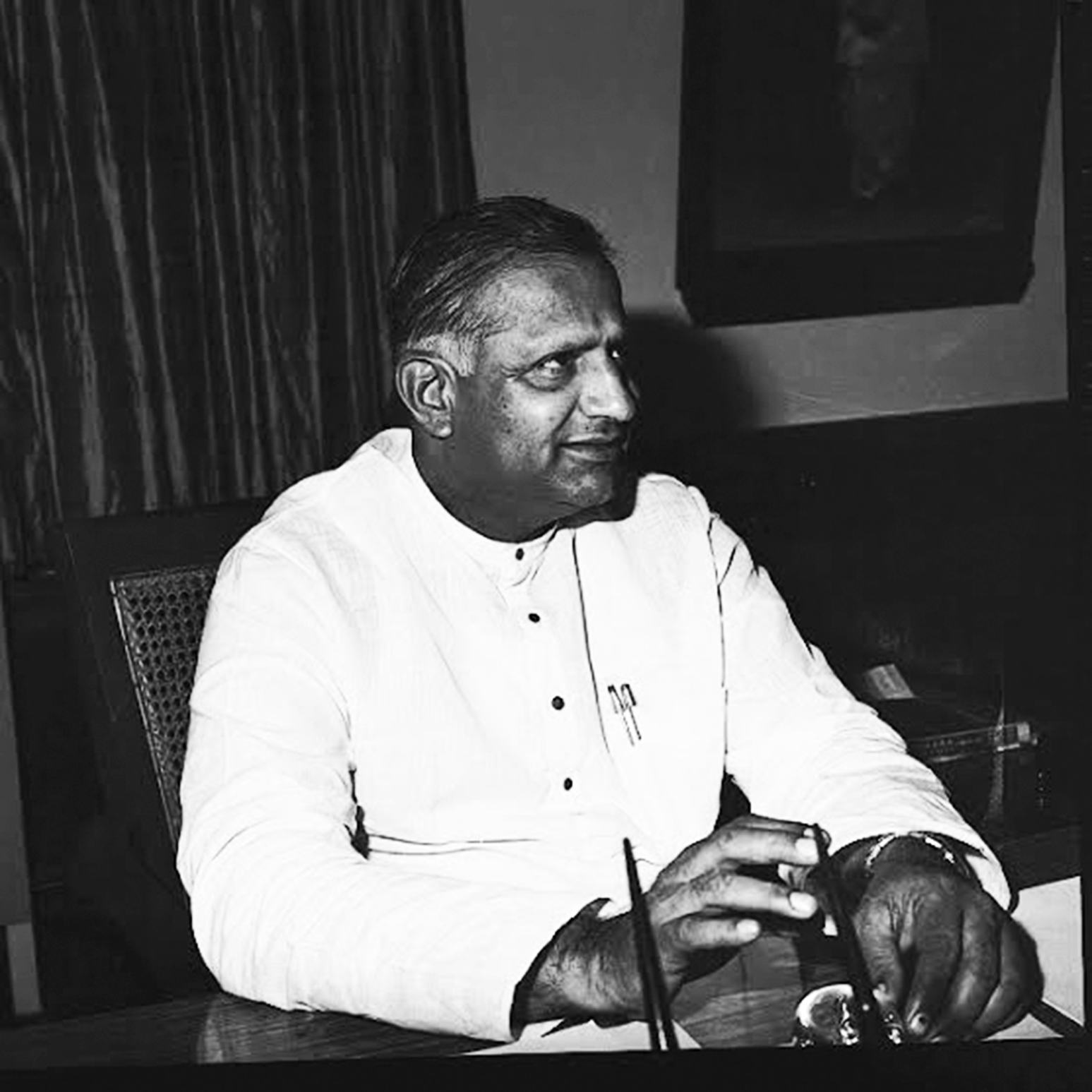 ಪ್ರಾಮಾಣಿಕ ಅಕಾರಿಗಳ ಪರ ಅರಸು -ಜೆ.ಸಿ.ಲಿನ್