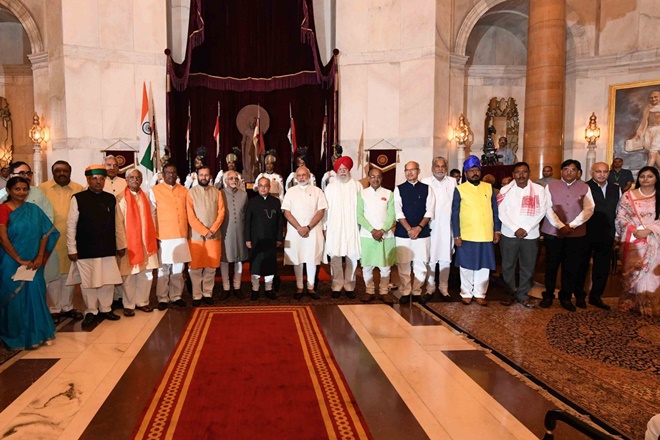 ಕೇಂದ್ರ ಸಂಪುಟ ಪುನಾರಚನೆ ಗೋಯಲ್, ಅಕ್ಬರ್, ಜಿಗಜಿಣಗಿ ಸಹಿತ 19 ಮಂದಿ ಸೇರ್ಪಡೆ