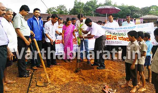 ಕೆದಂಬಾಡಿ: ಕೋಟಿ ವೃಕ್ಷ ಅಭಿಯಾನ, ವನಮಹೋತ್ಸವ