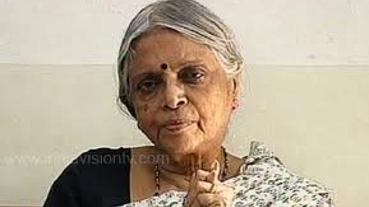 ಶಬರಿ ಮಲೆ ಪ್ರವೇಶಕ್ಕೆ ಮಹಿಳೆಯರಿಗೆ ಅನುಮತಿ ನೀಡಬಾರದು: ಕೇರಳದ ಪ್ರಸಿದ್ಧ ಕವಯಿತ್ರಿ ಸುಗತಕುಮಾರಿ