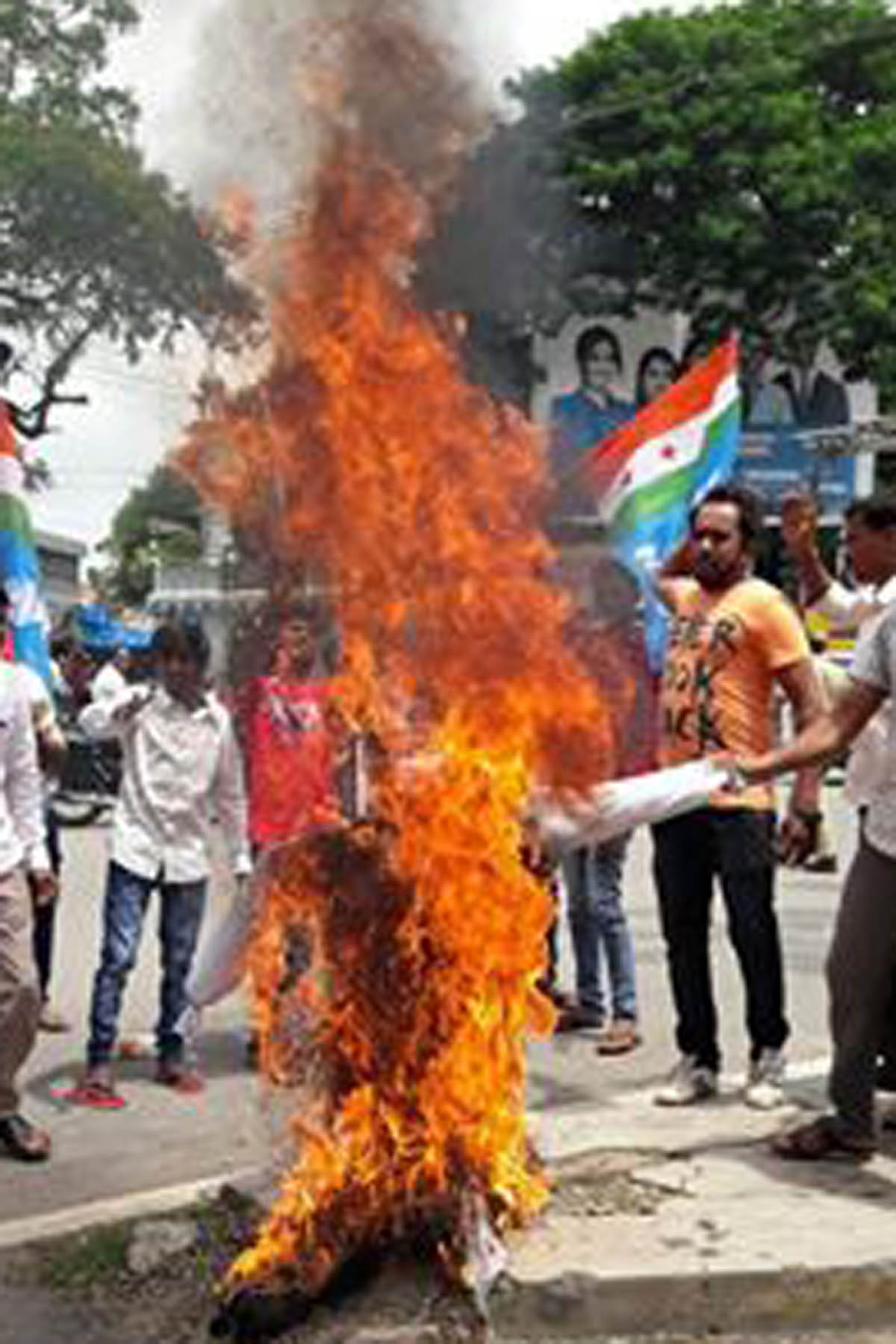 ಶಿಕ್ಷಣ ಕೇಸರೀಕರಣಕ್ಕೆ  ಕೇಂದ್ರದ ಹುನ್ನಾರ