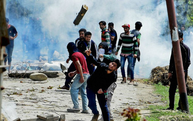 ಕಾಶ್ಮೀರ: ಸಂವಾದವೊಂದೇ ಉಳಿದ ದಾರಿ